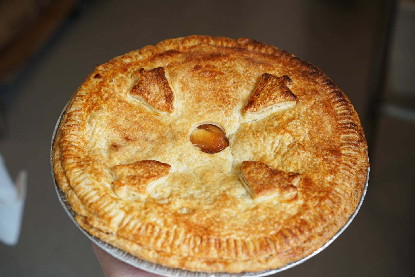 Dinner Bell Apple Pie - 9 1/2 Inch