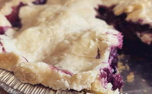 Scratchmade blueberry pie 