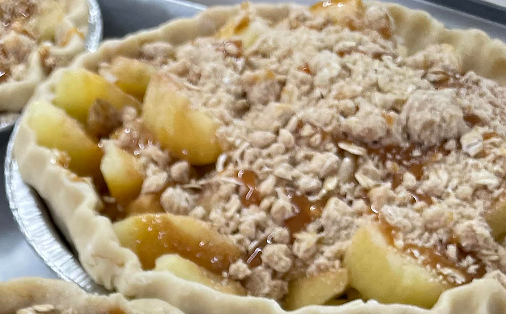 scratchmade caramel apple crumble pie