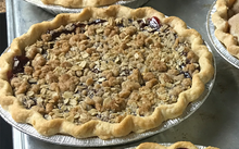 Load image into Gallery viewer, scratchmade cherry crumble pie